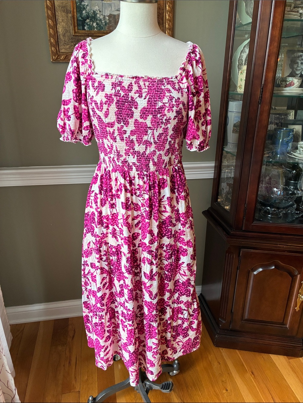 Old Navy Fit and Flair Smocked Square-Neck Tiered Midi Dress Size Medium